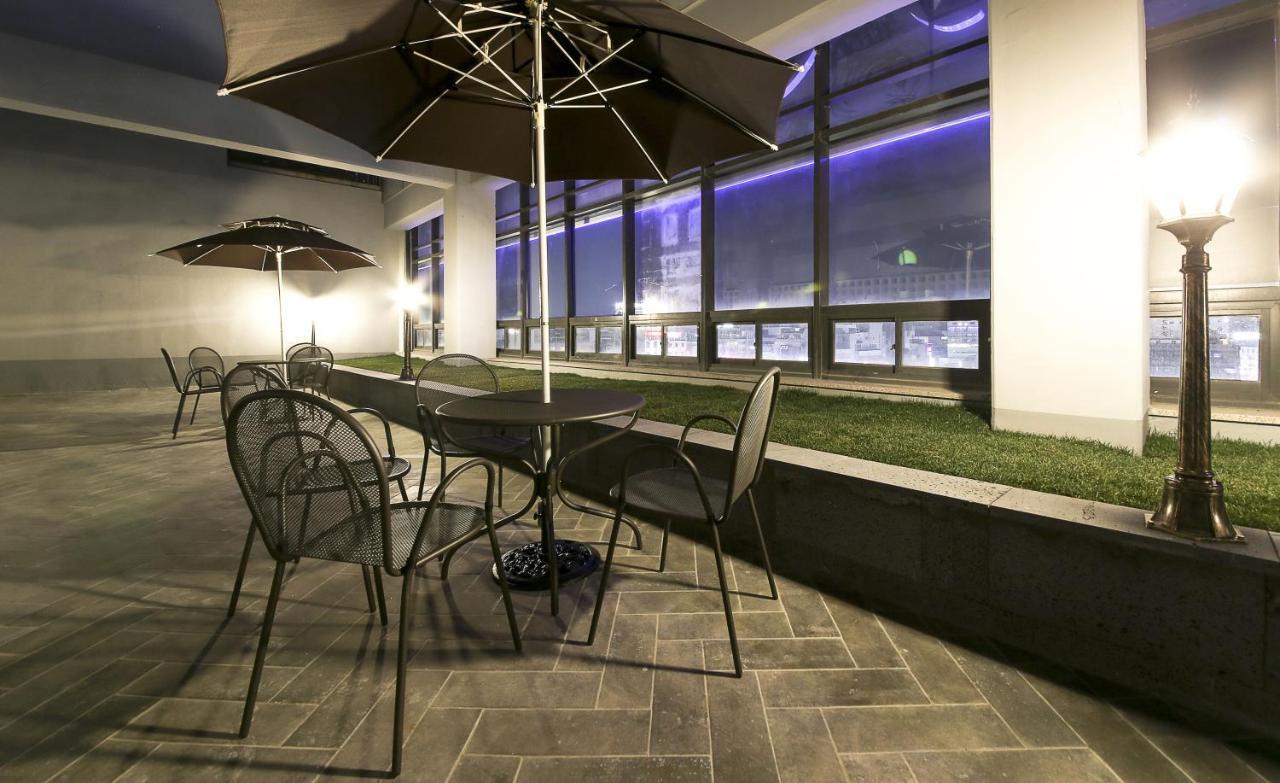 If Business Hotel Cshangvon Kültér fotó